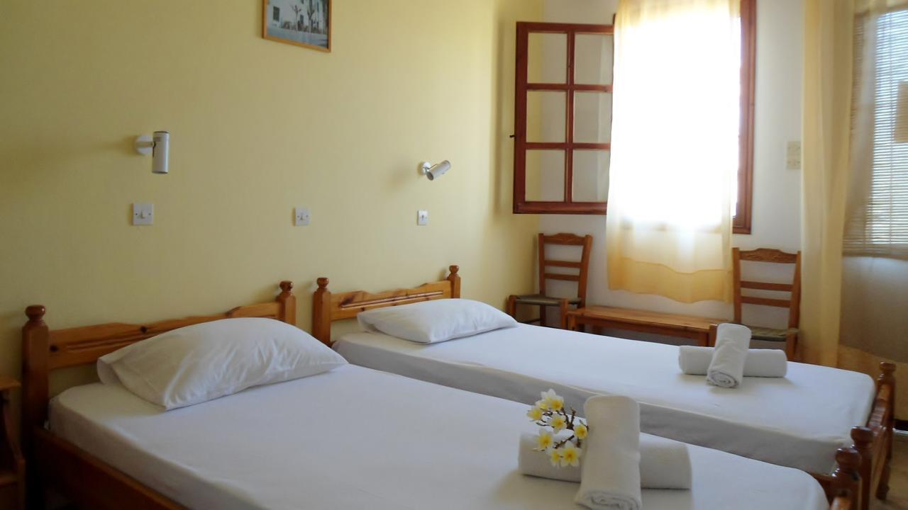 Katerina Palaiochora Hotel Exterior photo